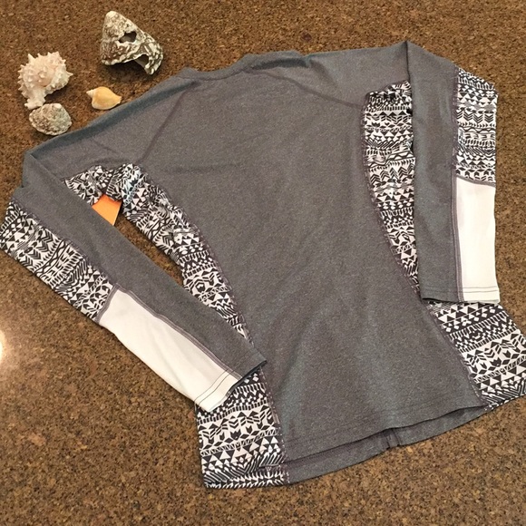 Rip curl rash guard - Picture 7 of 7